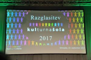 Razglasitev najbolj kulturne šole za leto 2017 v Grosupljem 51